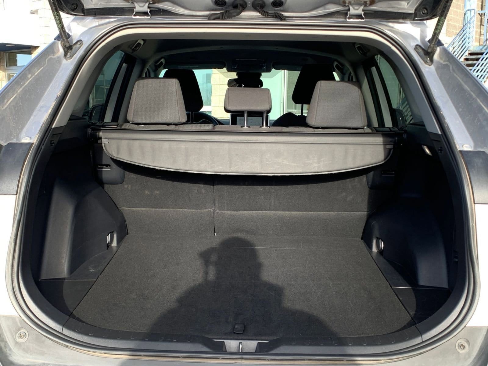 Thumbnail: 2025 Toyota RAV4 - 30