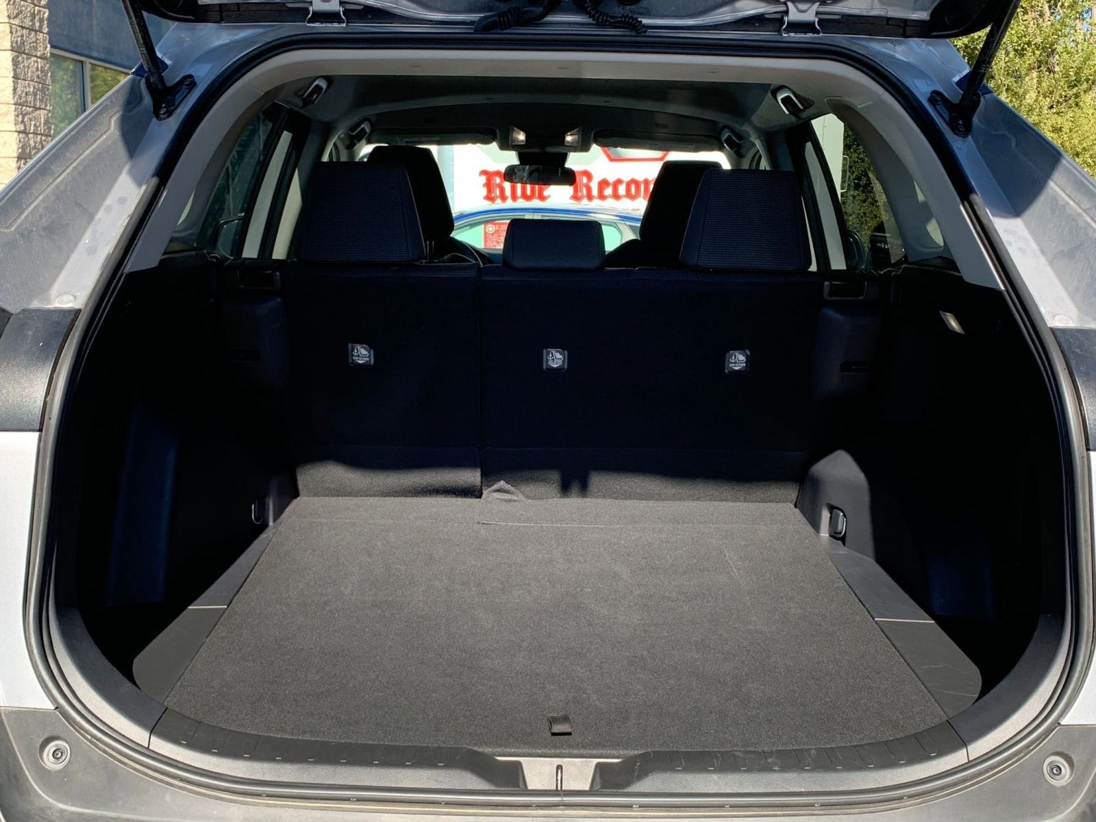 Thumbnail: 2025 Toyota RAV4 - 30