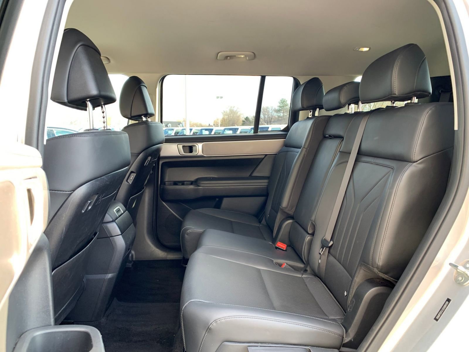 Thumbnail: 2025 Hyundai Santa Fe - 27