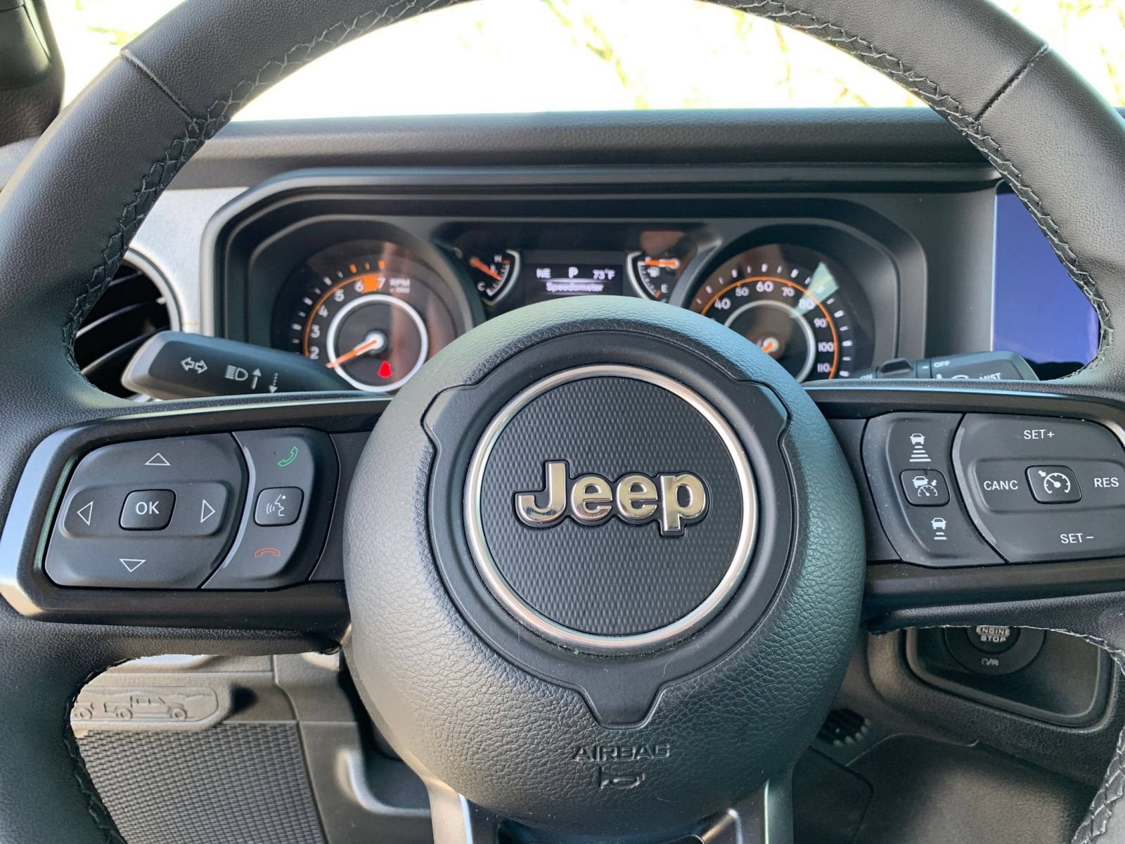 Thumbnail: 2025 Jeep Wrangler - 26