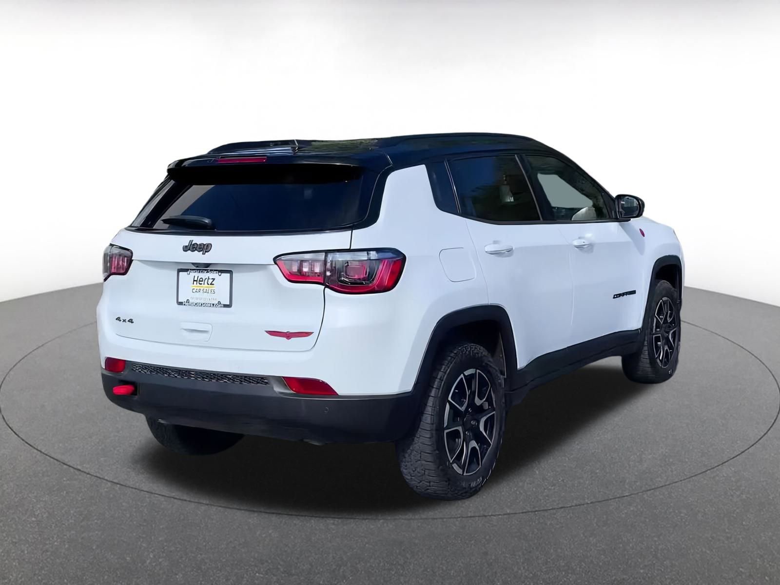 Thumbnail: 2025 Jeep Compass - 14