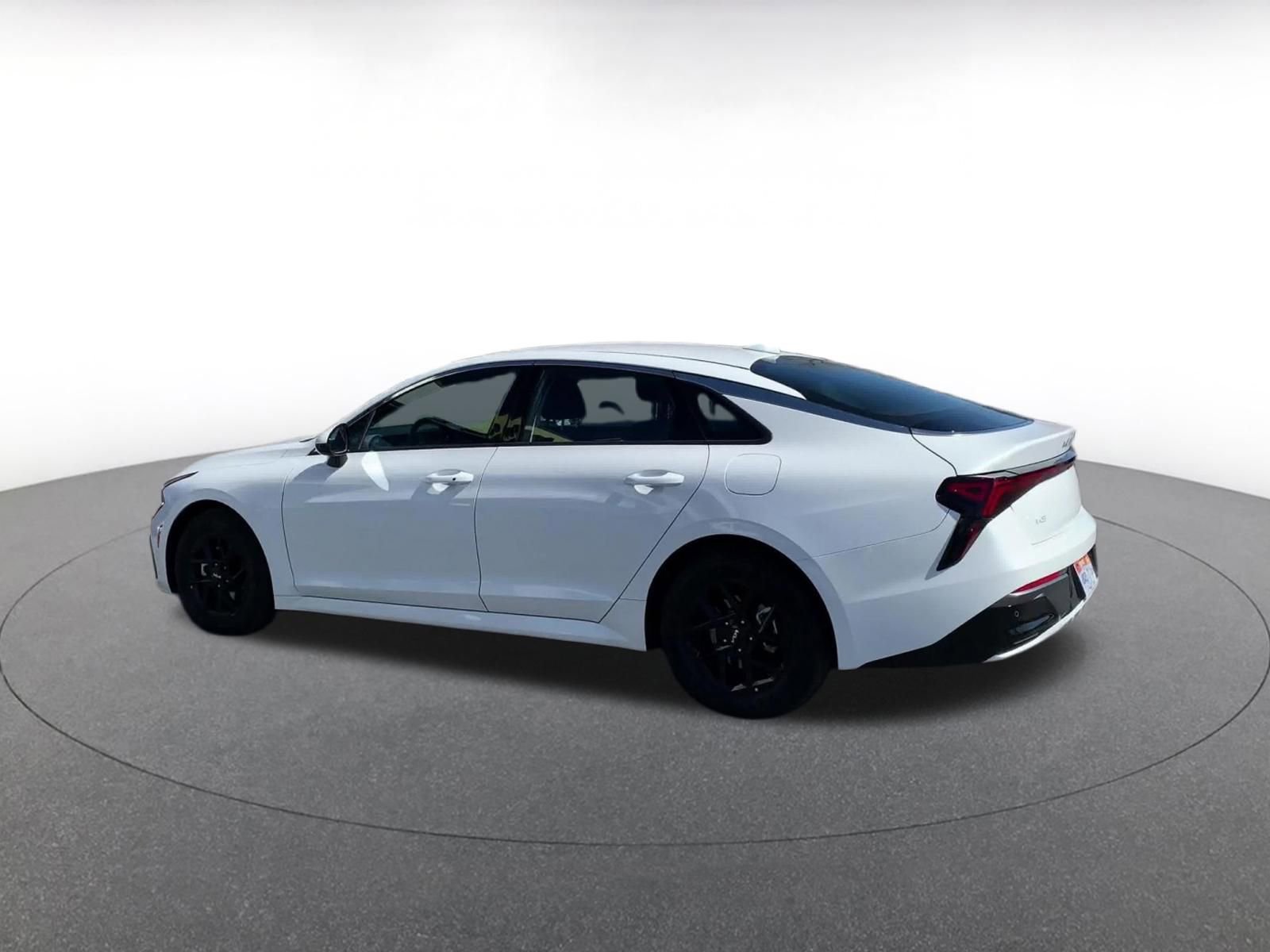 Thumbnail: 2025 Kia K5 - 9