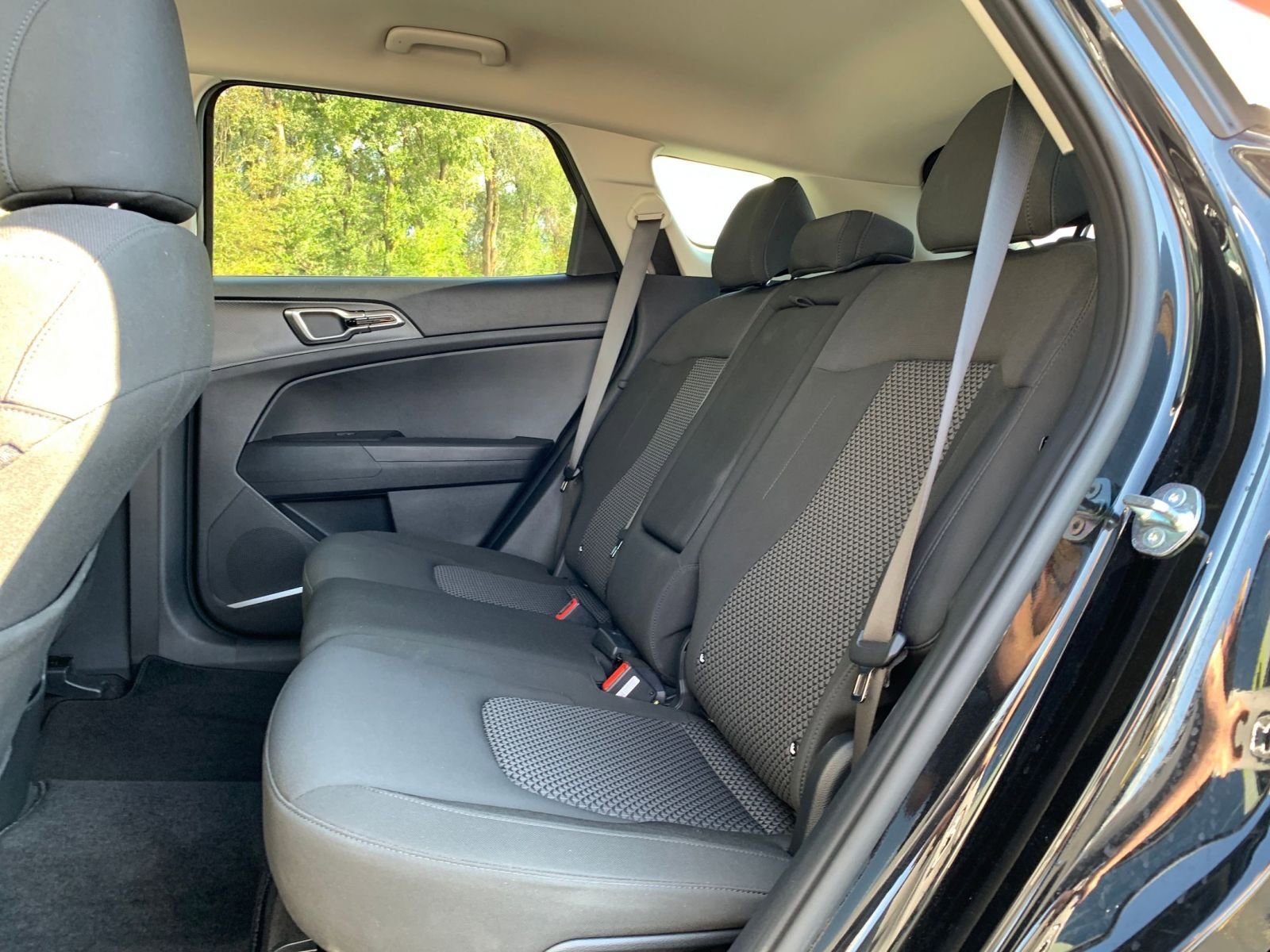 Thumbnail: 2025 Kia Sportage - 24