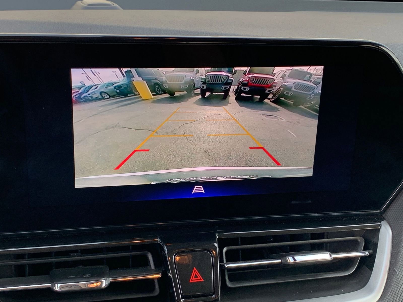 Thumbnail: 2025 Chevrolet TrailBlazer - 17