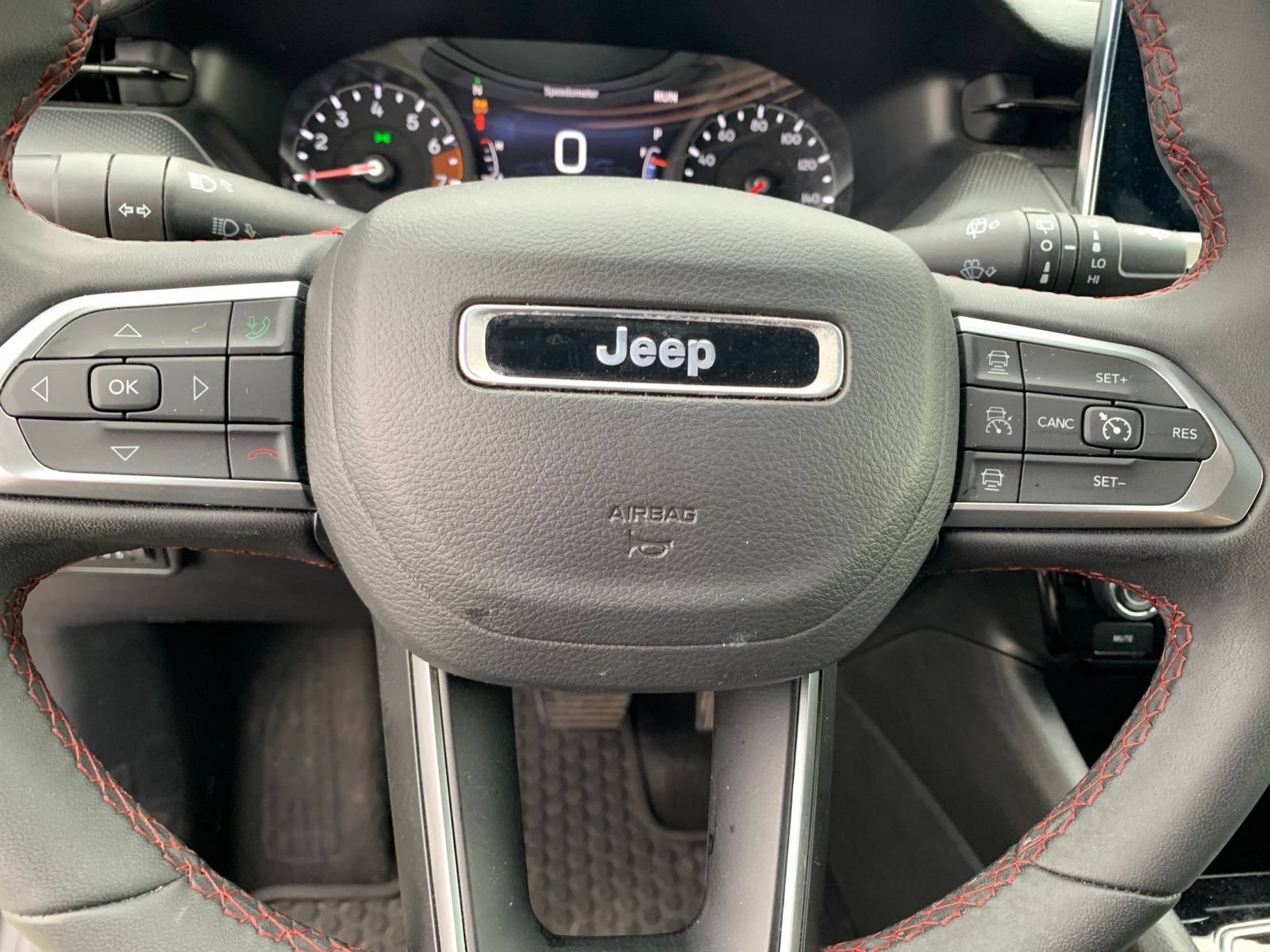 Thumbnail: 2025 Jeep Compass - 22