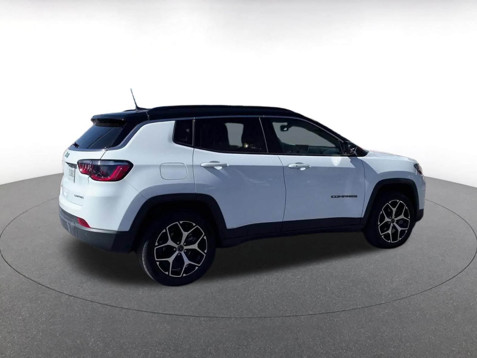 Thumbnail: 2025 Jeep Compass - 14