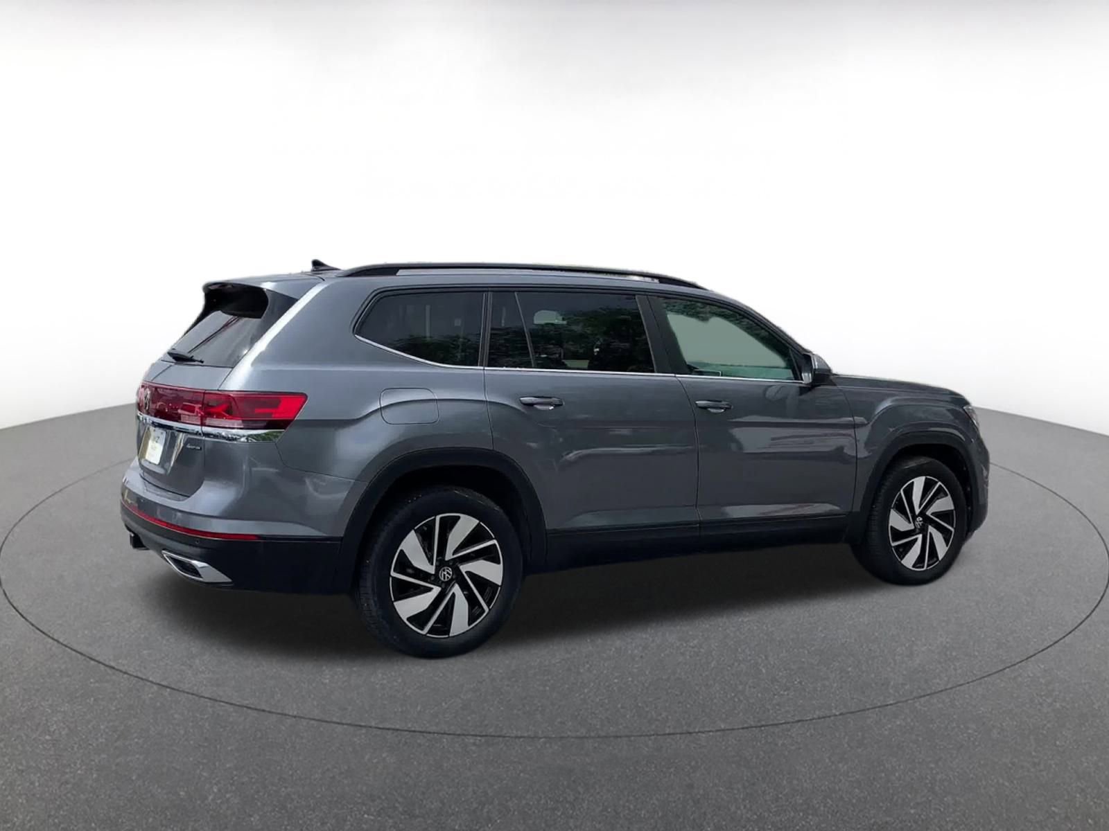 Thumbnail: 2024 Volkswagen Atlas - 15