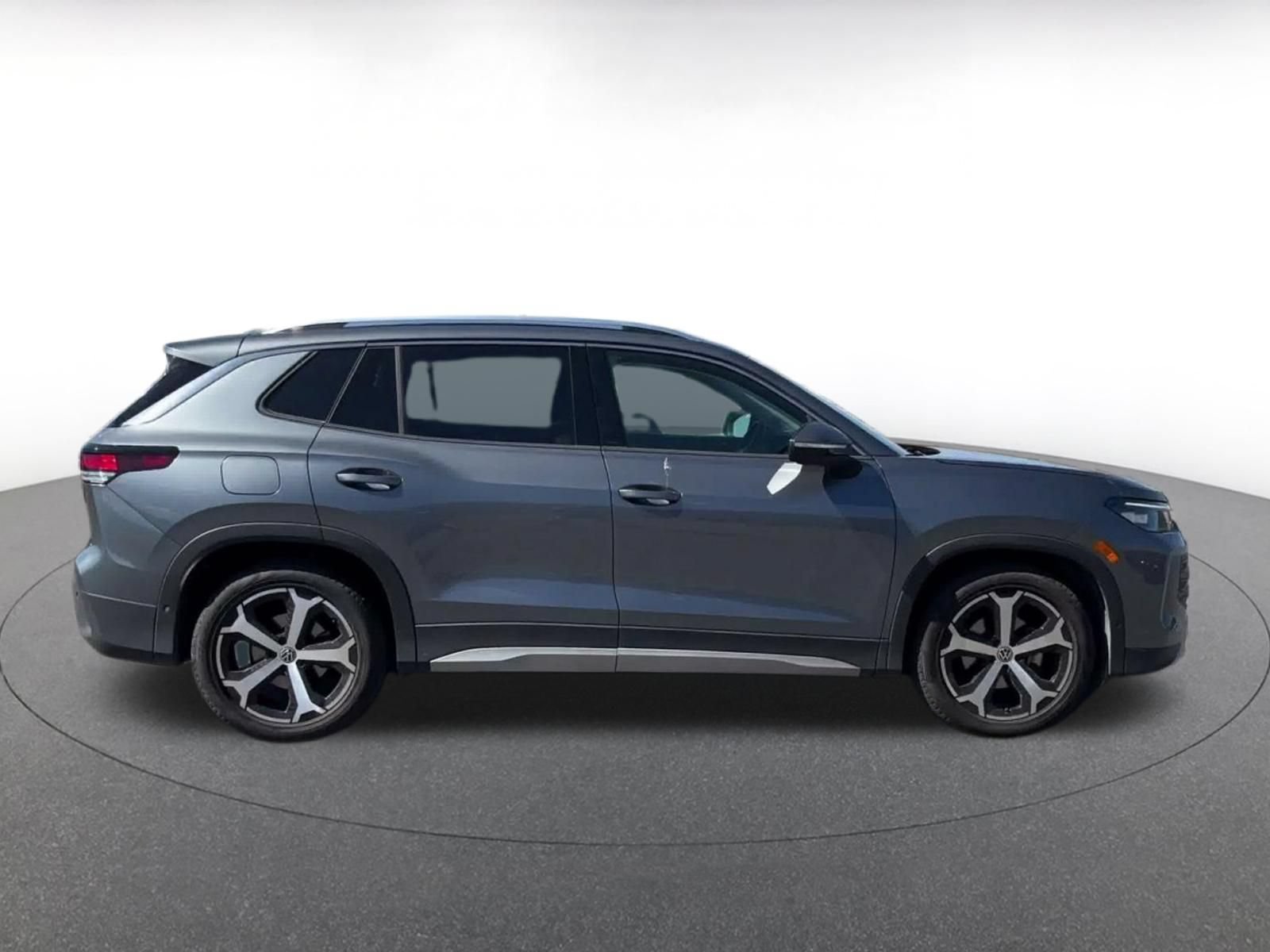 Thumbnail: 2026 Volkswagen Tiguan - 13