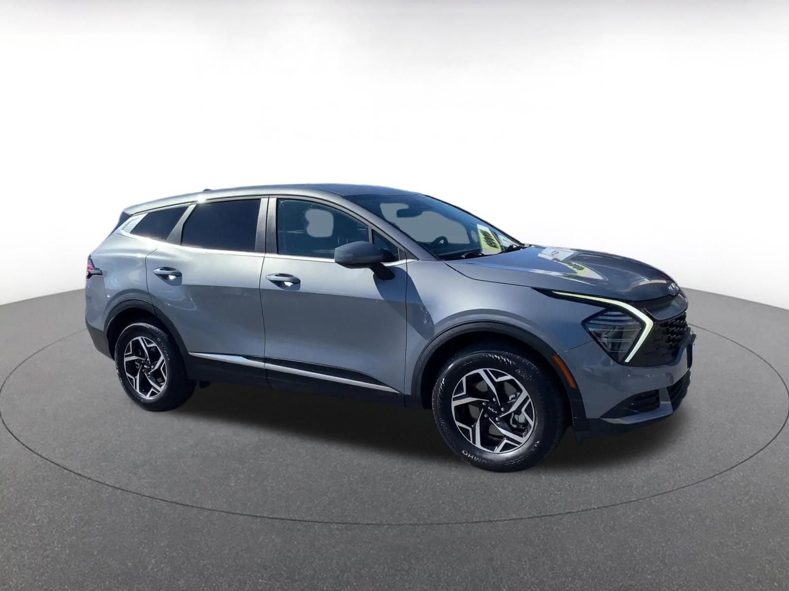 Thumbnail: 2025 Kia Sportage - 2