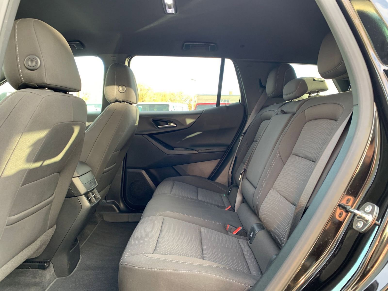 Thumbnail: 2025 Chevrolet Equinox - 24