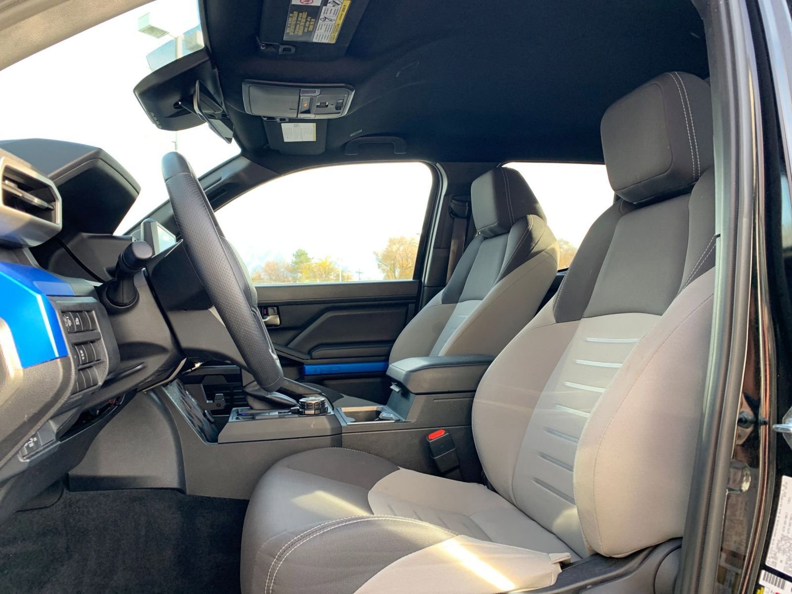 Thumbnail: 2025 Toyota Tacoma - 25