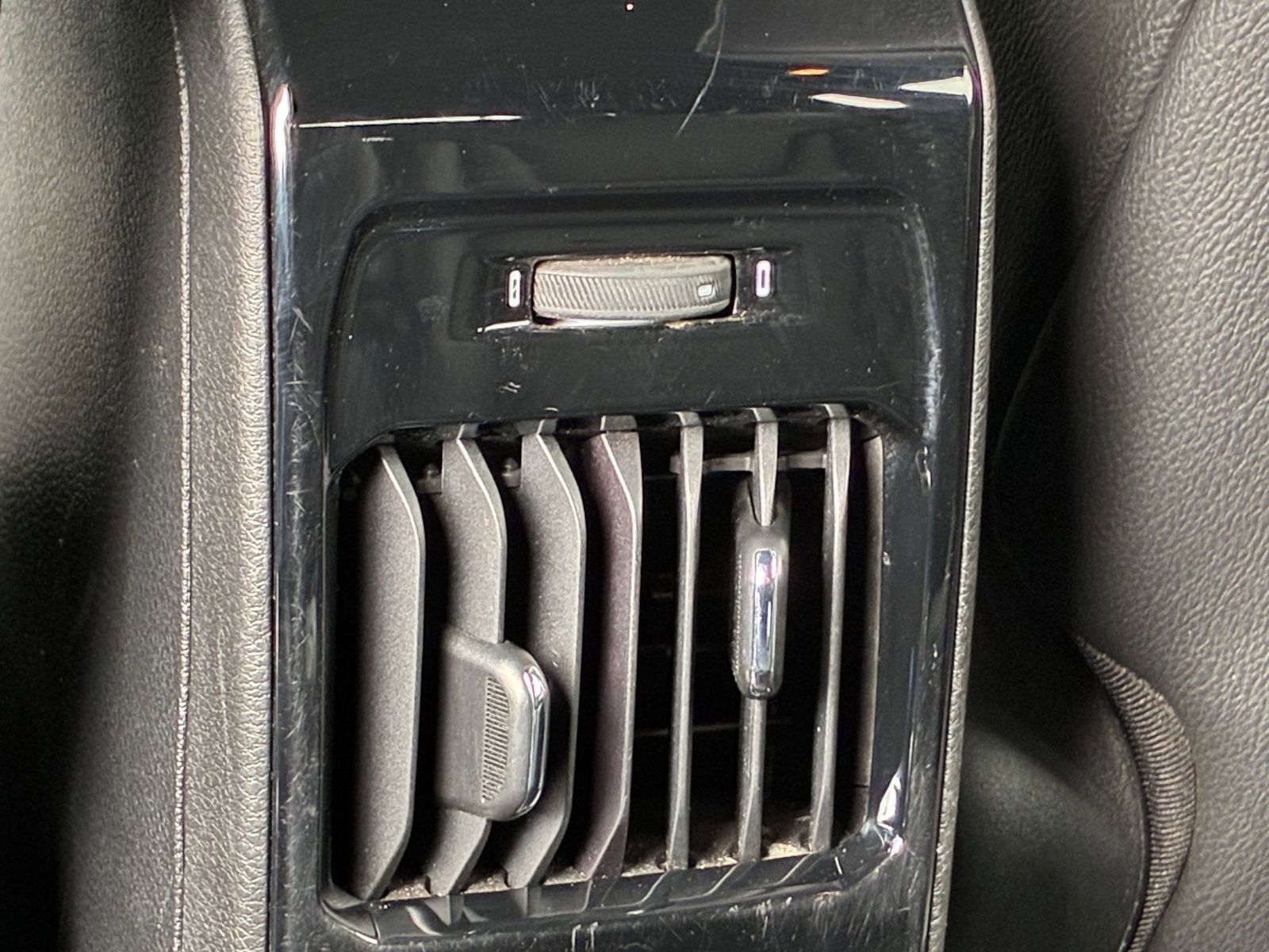 Thumbnail: 2025 Jeep Compass - 23