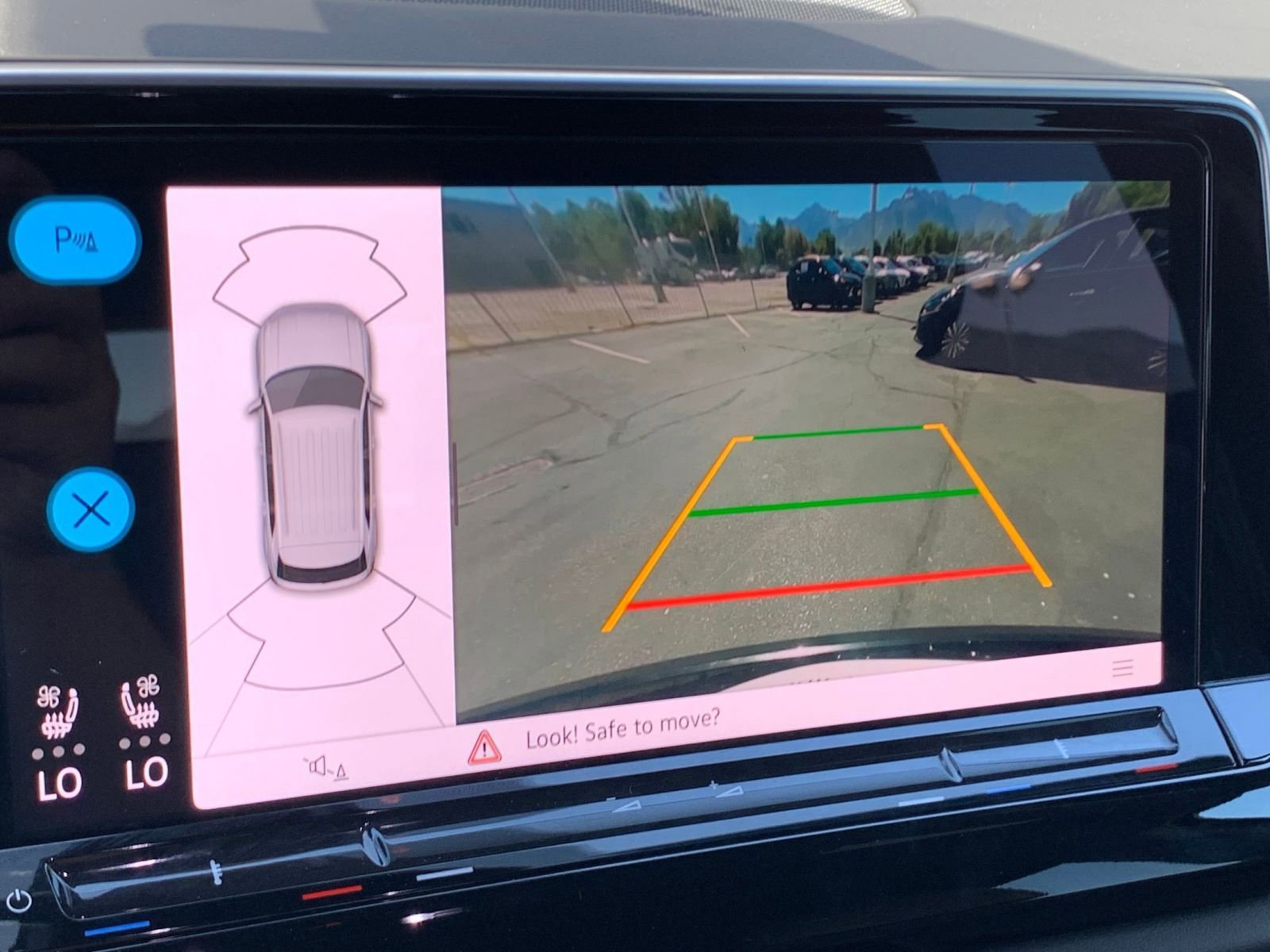 Thumbnail: 2024 Volkswagen Atlas - 17