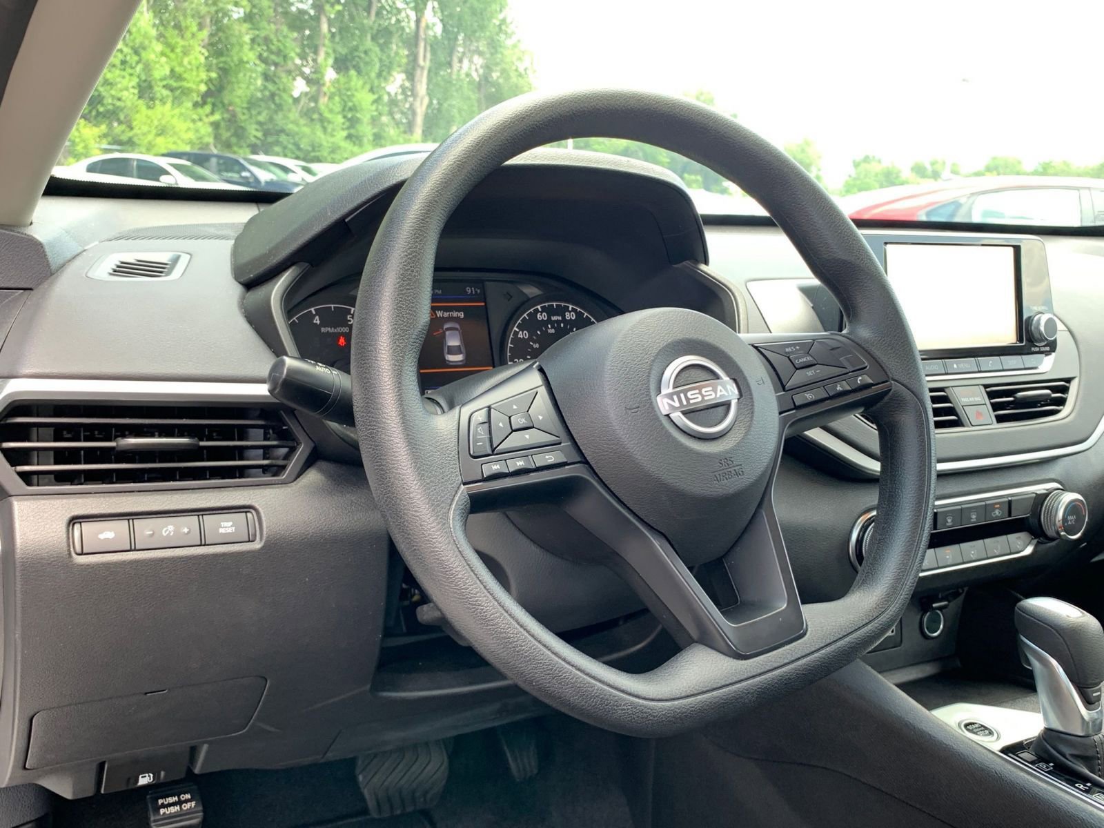 2024 Nissan Altima S 32