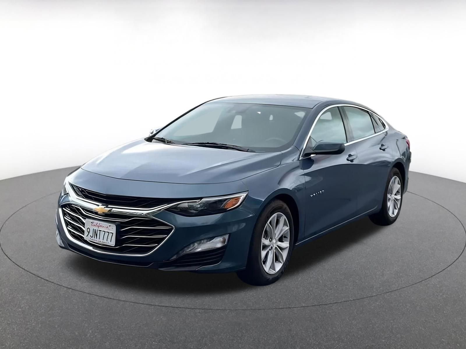 Thumbnail: 2024 Chevrolet Malibu - 6