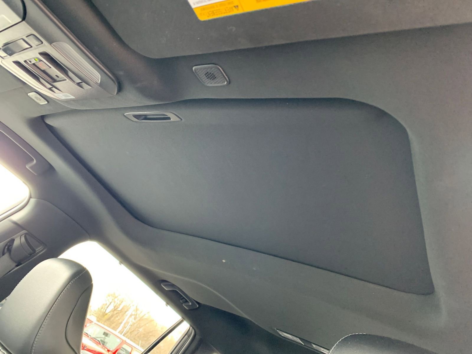 Thumbnail: 2025 Toyota Highlander - 30