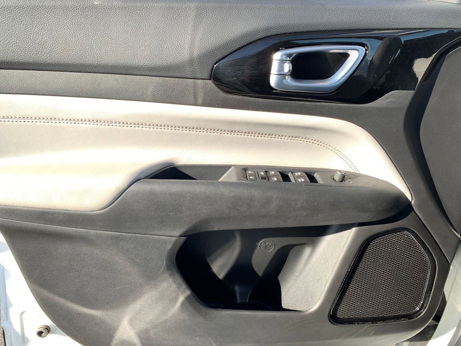 Thumbnail: 2025 Jeep Compass - 20