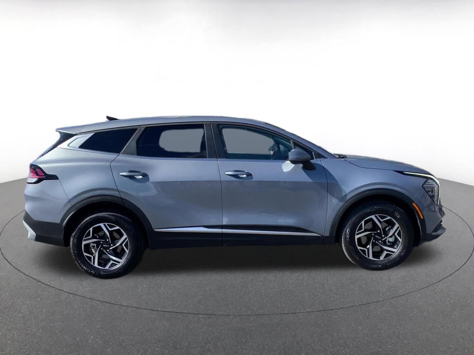 Thumbnail: 2025 Kia Sportage - 16