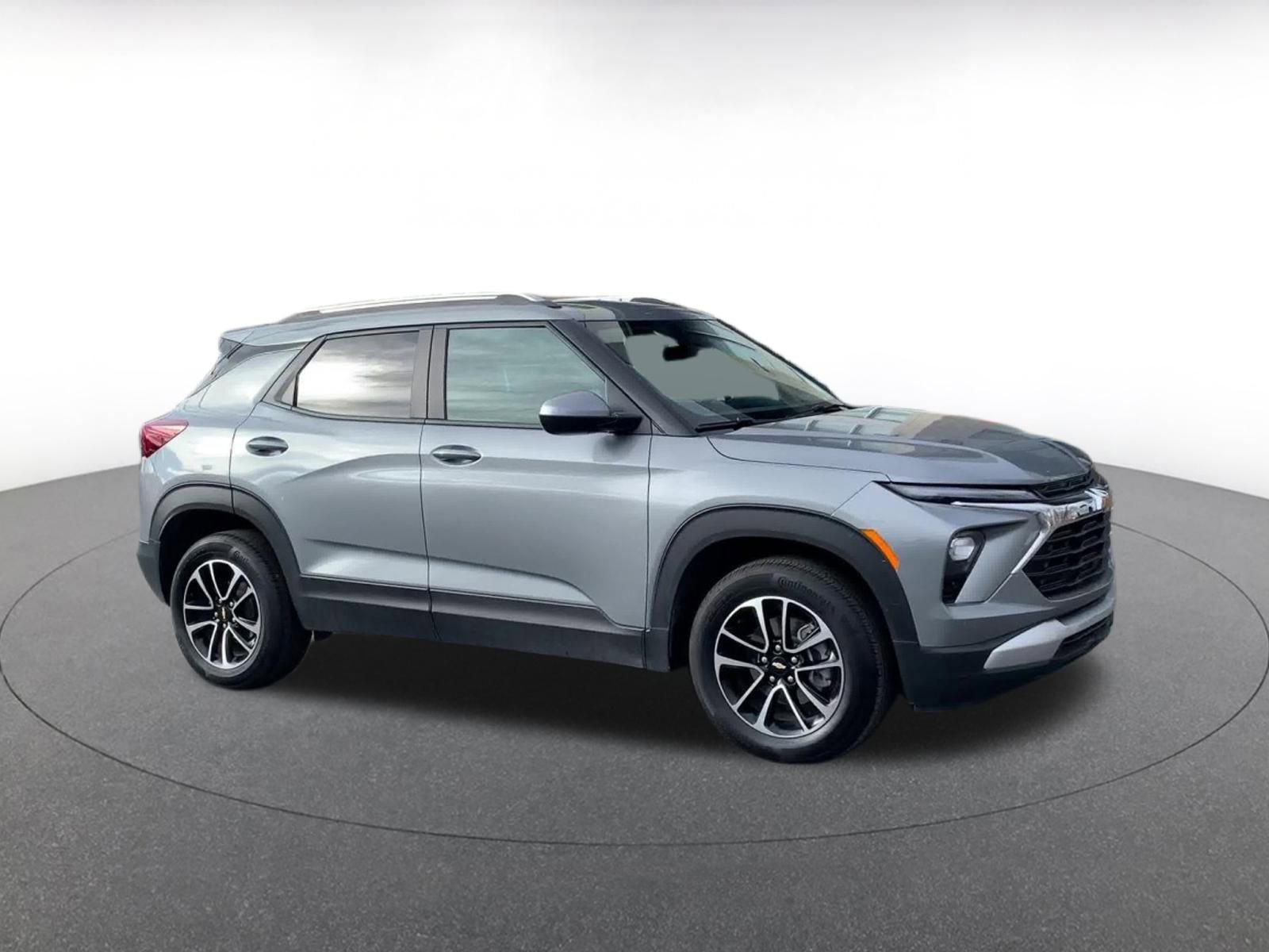 Thumbnail: 2025 Chevrolet TrailBlazer - 2