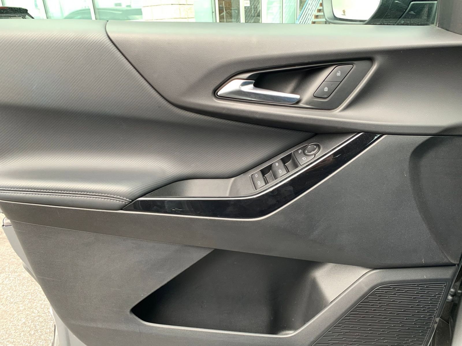 Thumbnail: 2025 Chevrolet Equinox - 20