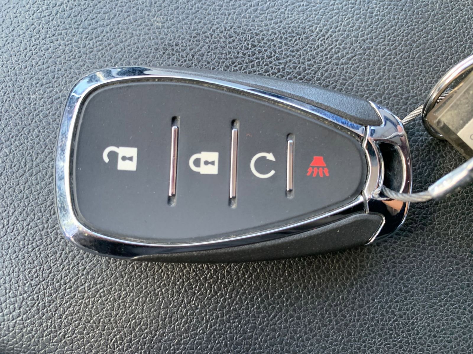 Thumbnail: 2025 Chevrolet Trax - 21