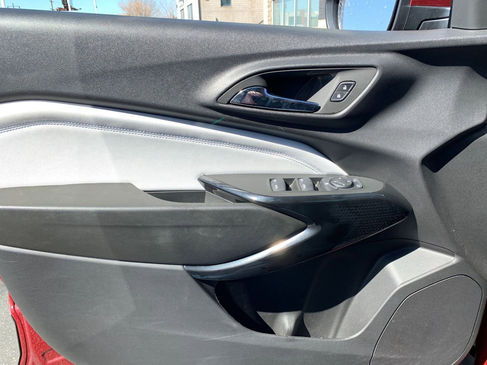 Thumbnail: 2025 Chevrolet Trax - 18