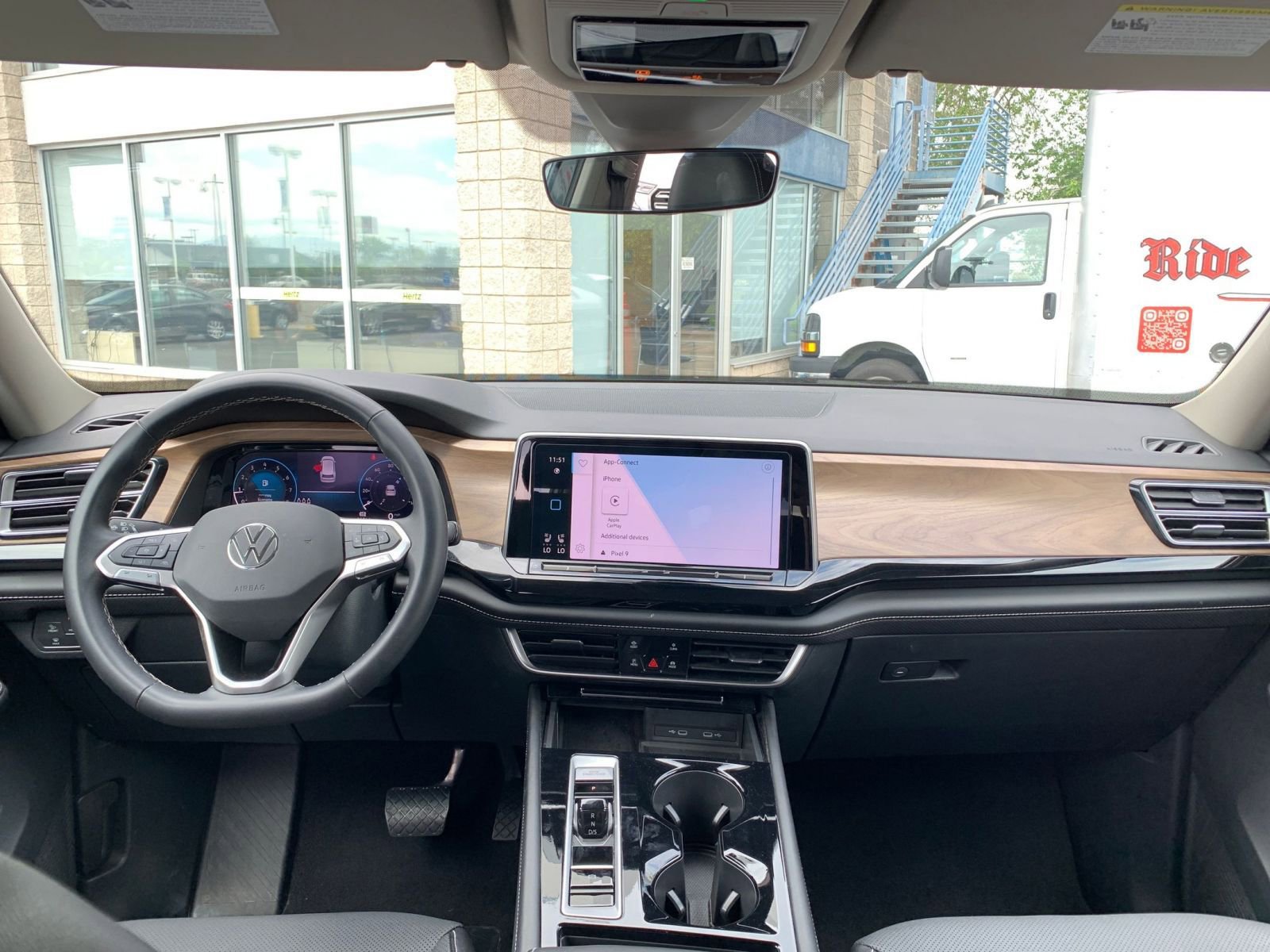 Thumbnail: 2024 Volkswagen Atlas - 33