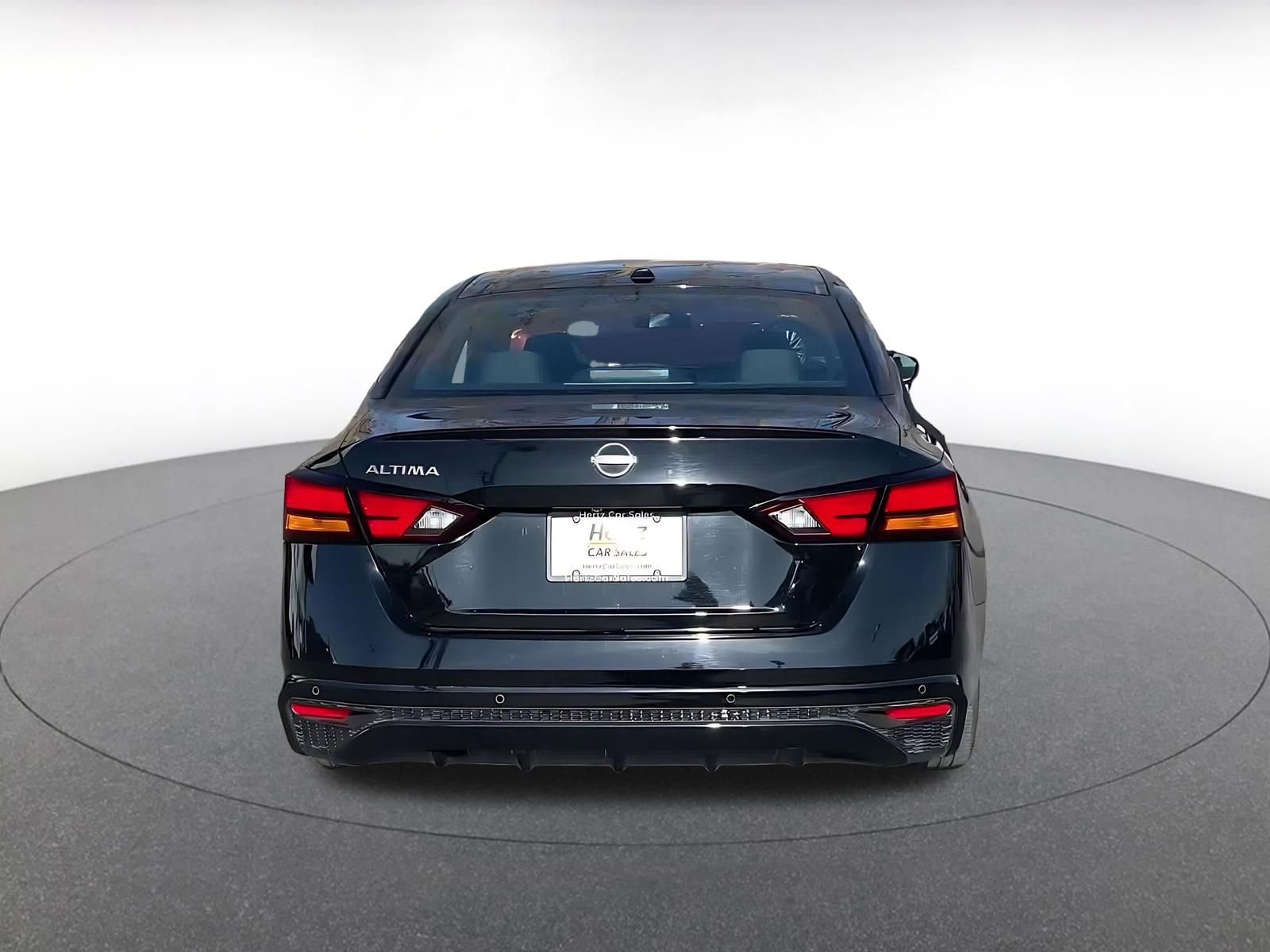 Thumbnail: 2025 Nissan Altima - 12