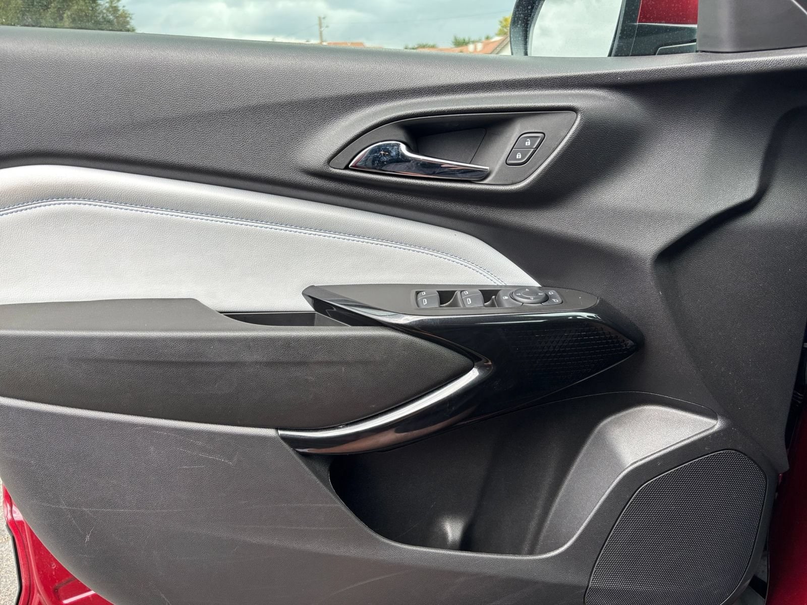 Thumbnail: 2025 Chevrolet Trax - 18