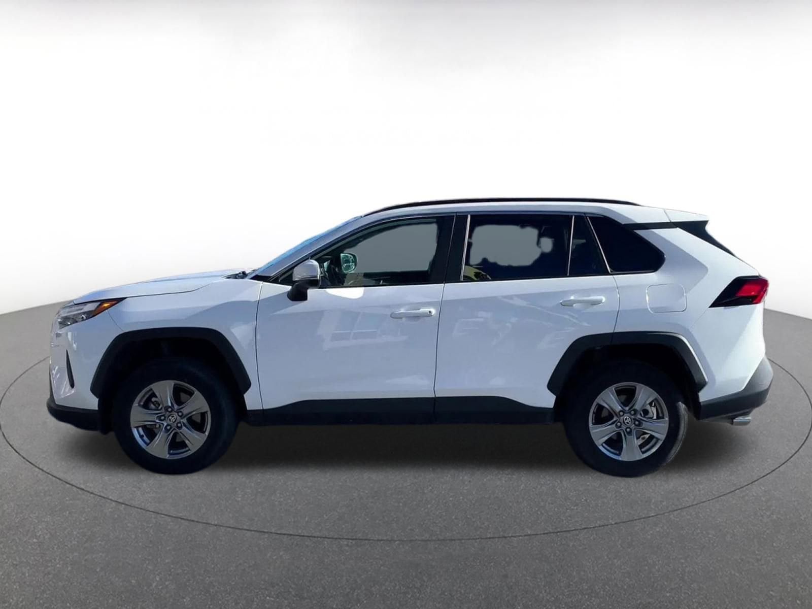 Thumbnail: 2025 Toyota RAV4 - 9