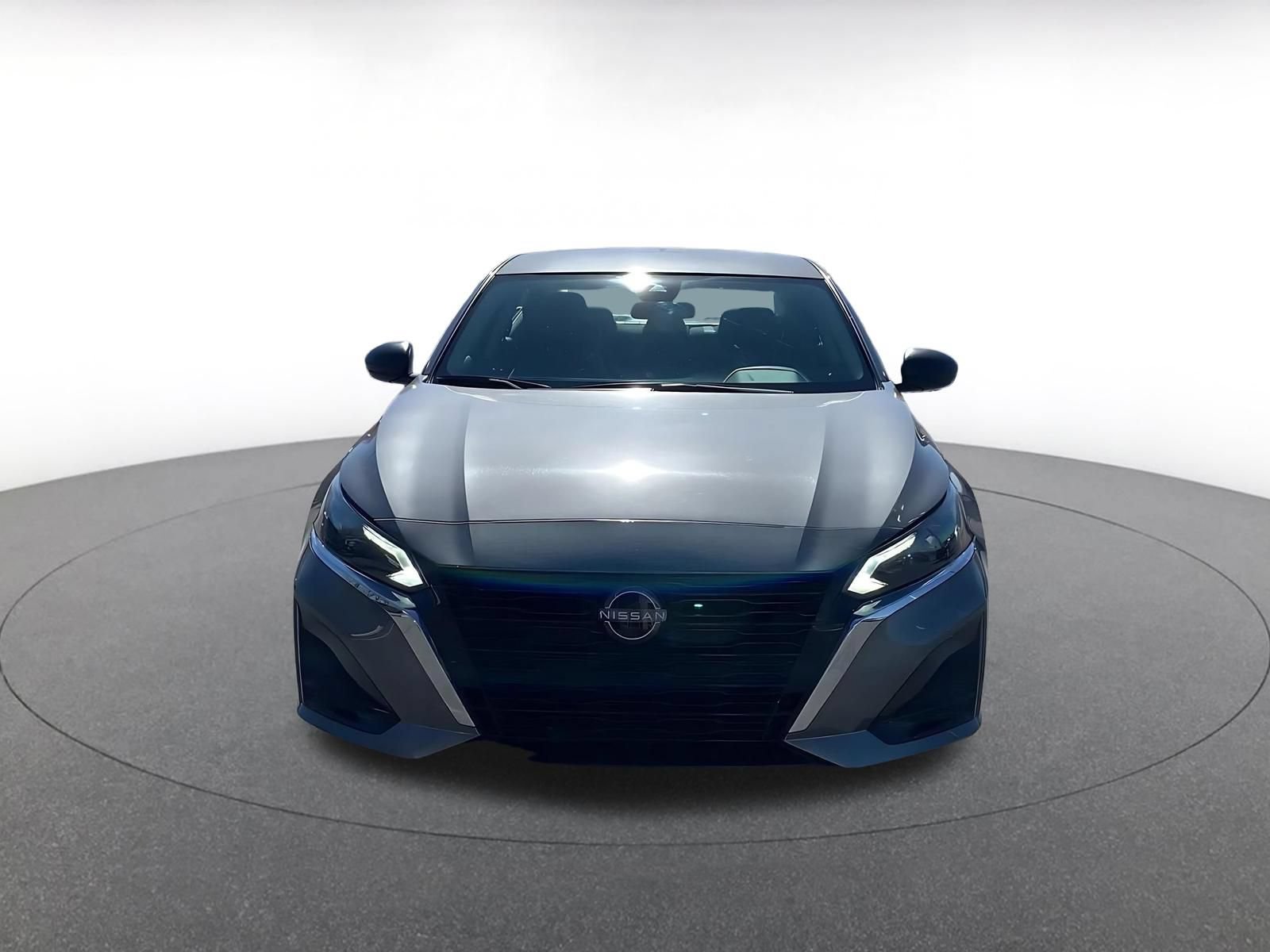 Thumbnail: 2025 Nissan Altima - 4