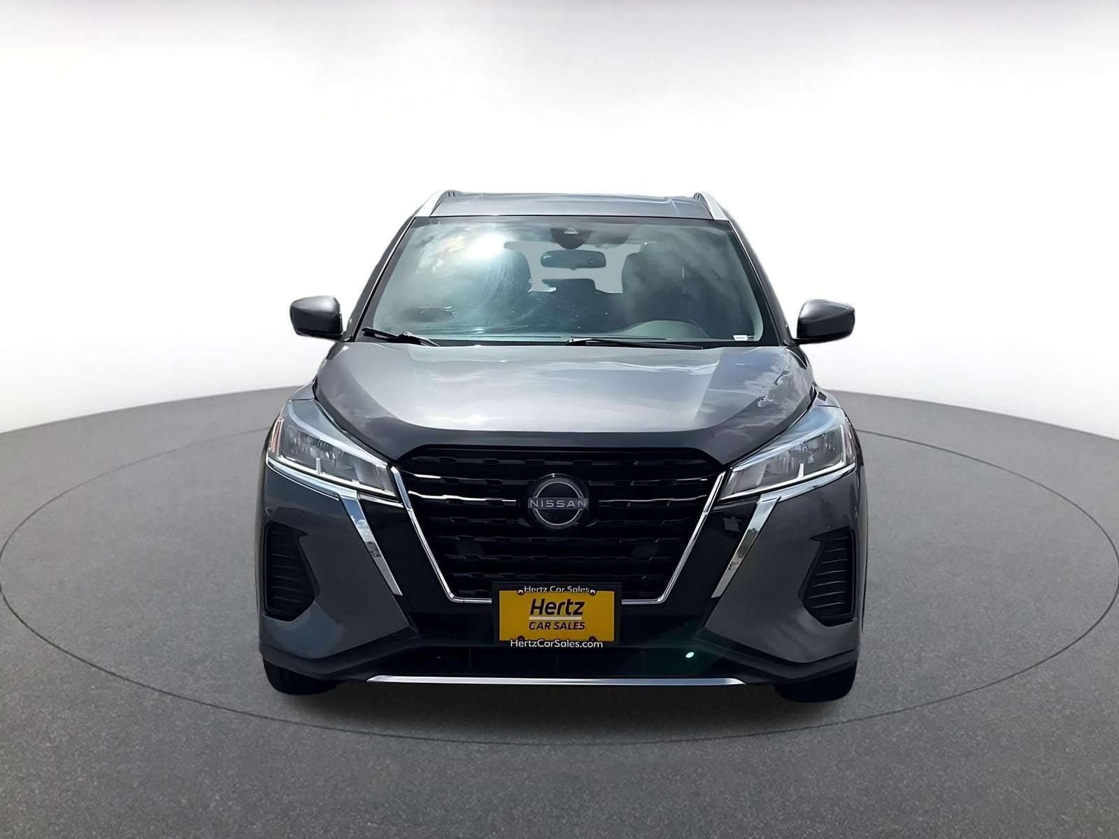 Thumbnail: 2024 Nissan Kicks - 4