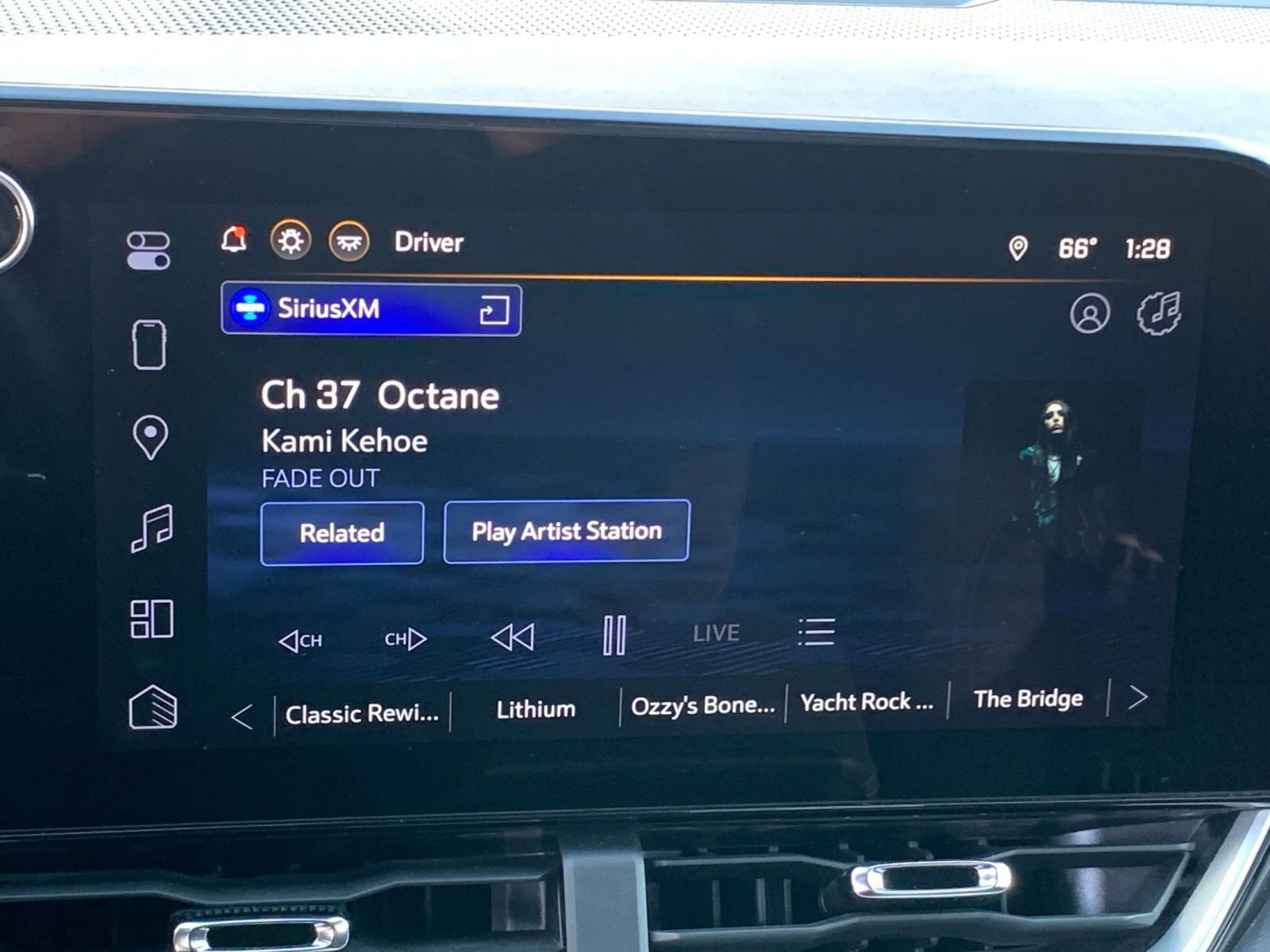 Thumbnail: 2025 Chevrolet Equinox - 21