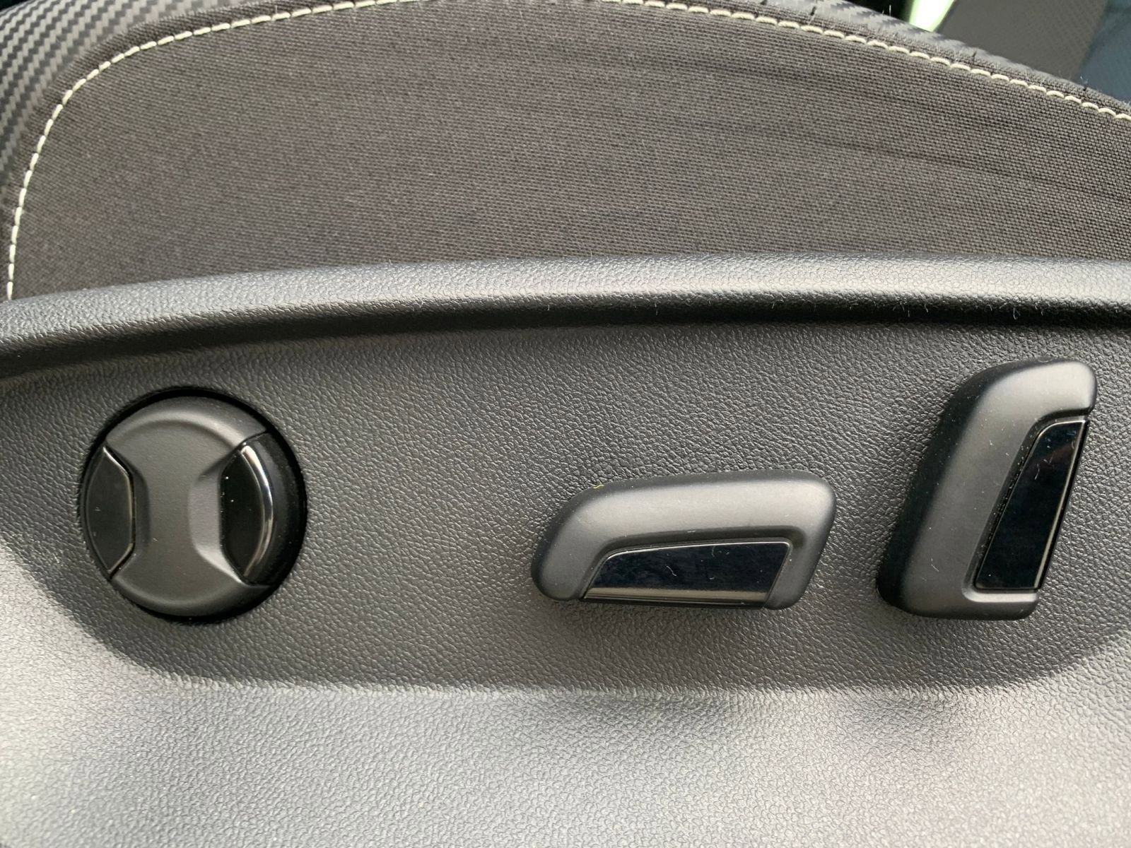 Thumbnail: 2025 Volkswagen Atlas - 23