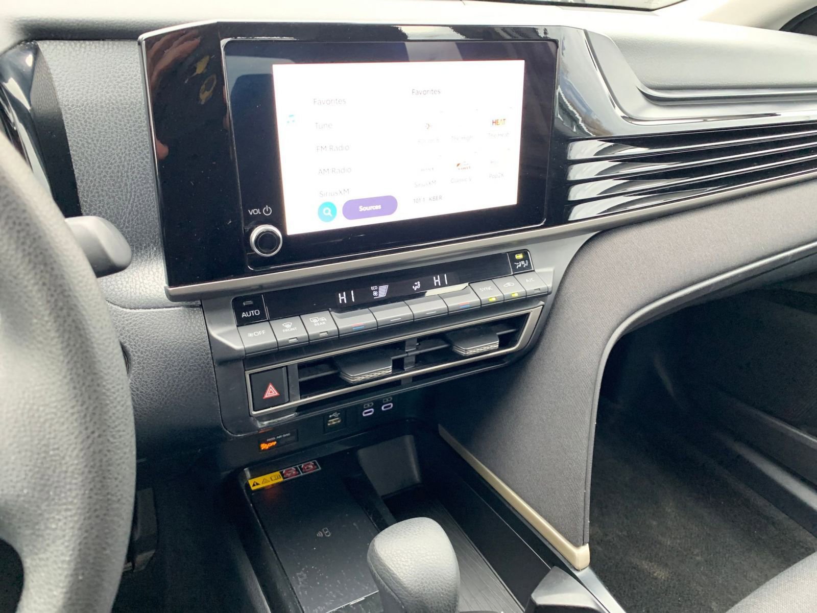 Thumbnail: 2025 Toyota Camry - 18