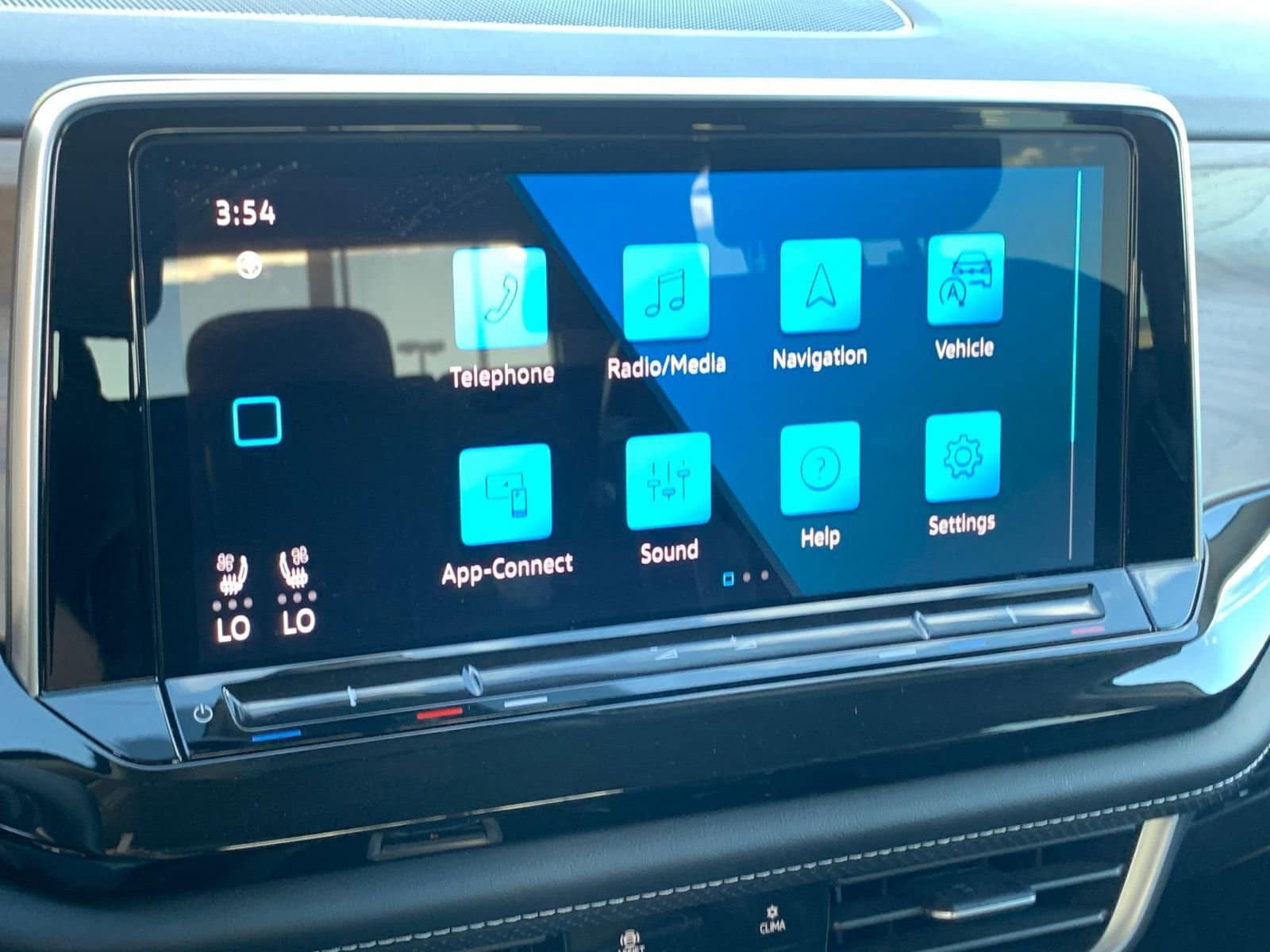 Thumbnail: 2025 Volkswagen Atlas - 21