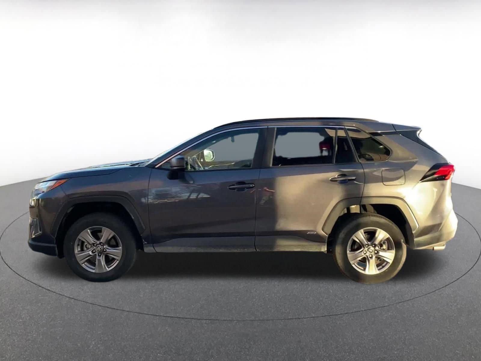 Thumbnail: 2025 Toyota RAV4 - 9