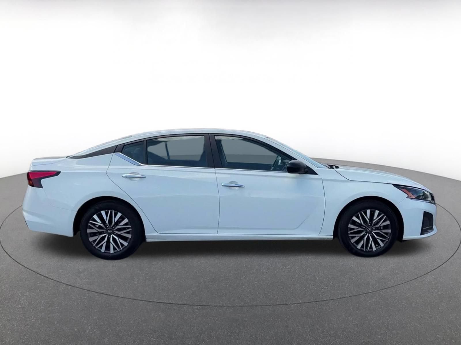 Thumbnail: 2025 Nissan Altima - 13
