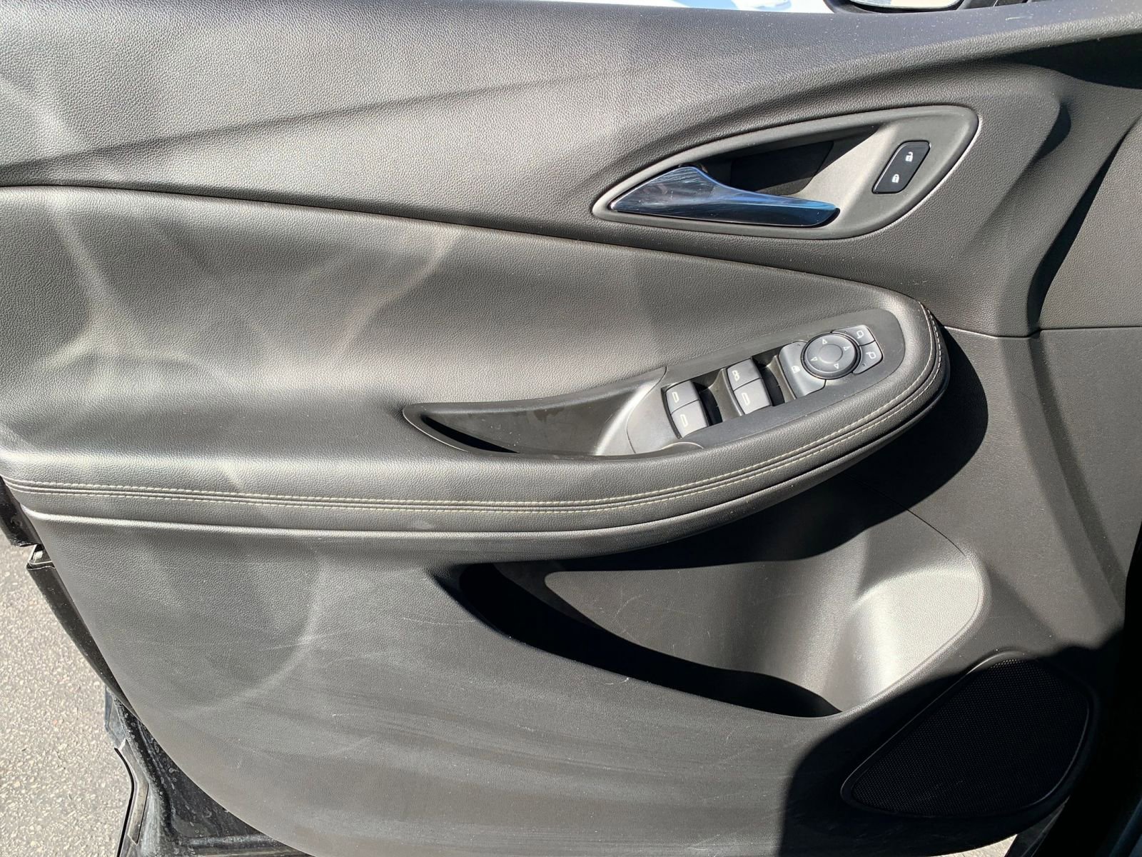 Thumbnail: 2025 Buick Encore GX - 18