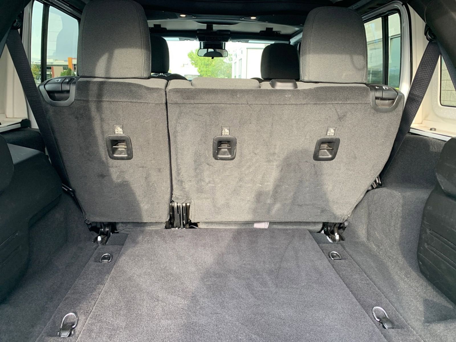 Thumbnail: 2025 Jeep Wrangler - 30