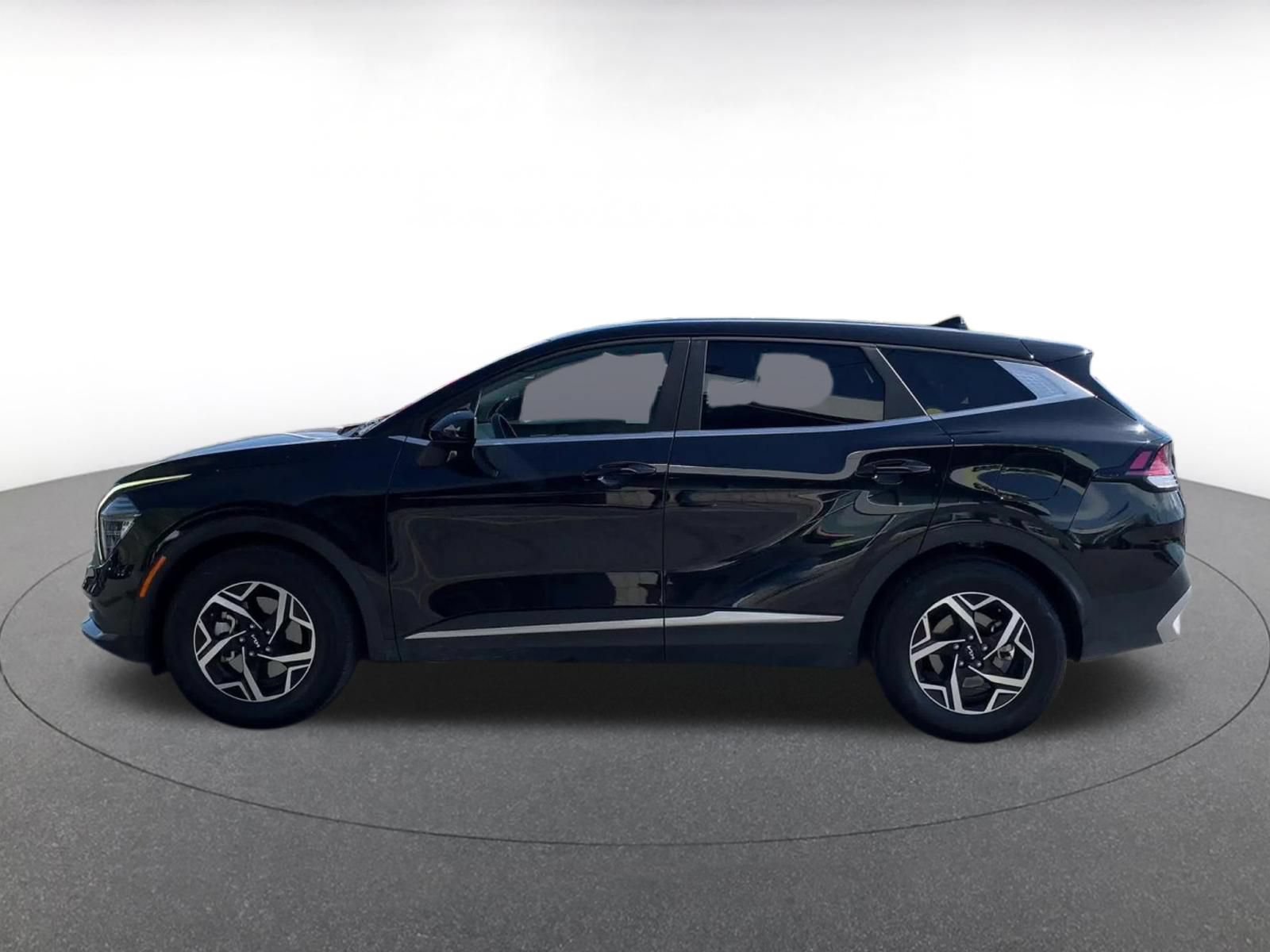 Thumbnail: 2025 Kia Sportage - 8