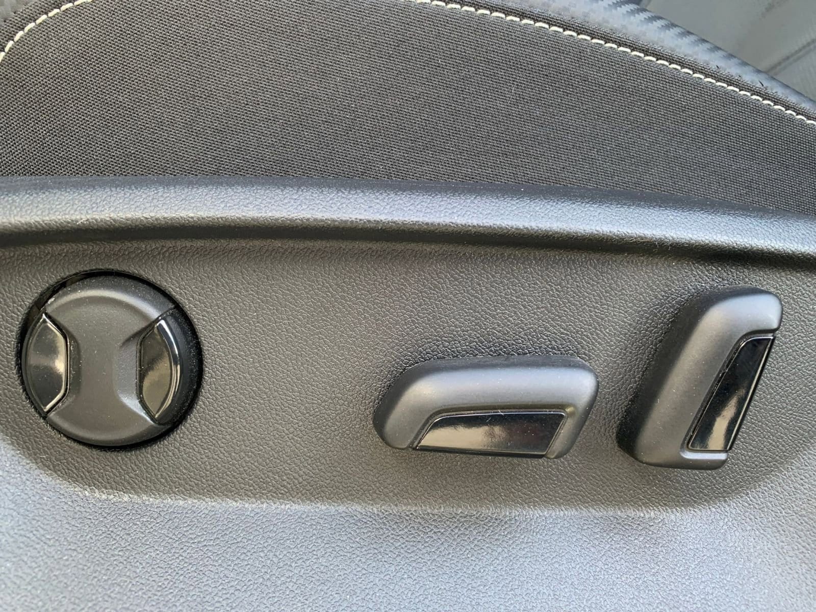 Thumbnail: 2025 Volkswagen Atlas - 24