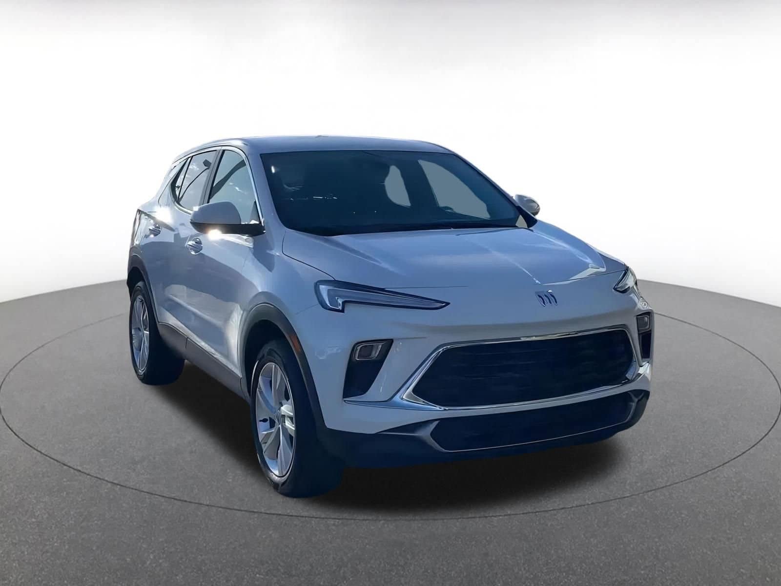 Thumbnail: 2025 Buick Encore GX - 3