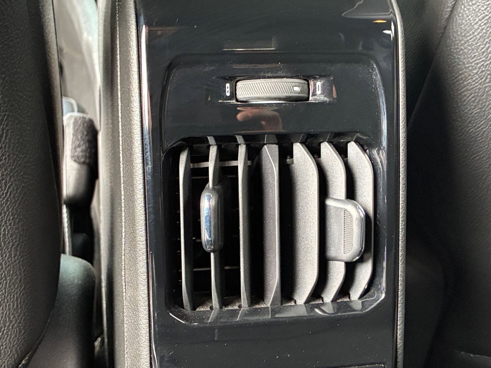 Thumbnail: 2025 Jeep Compass - 23