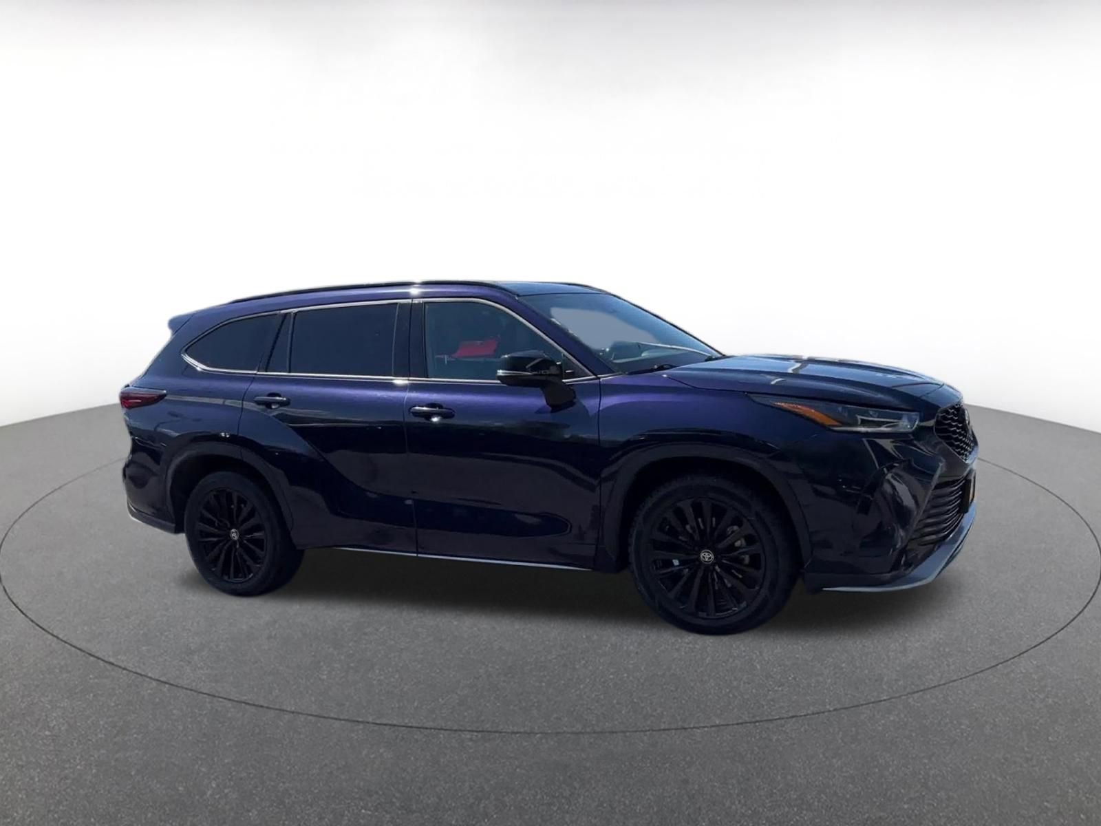 Thumbnail: 2025 Toyota Highlander - 2