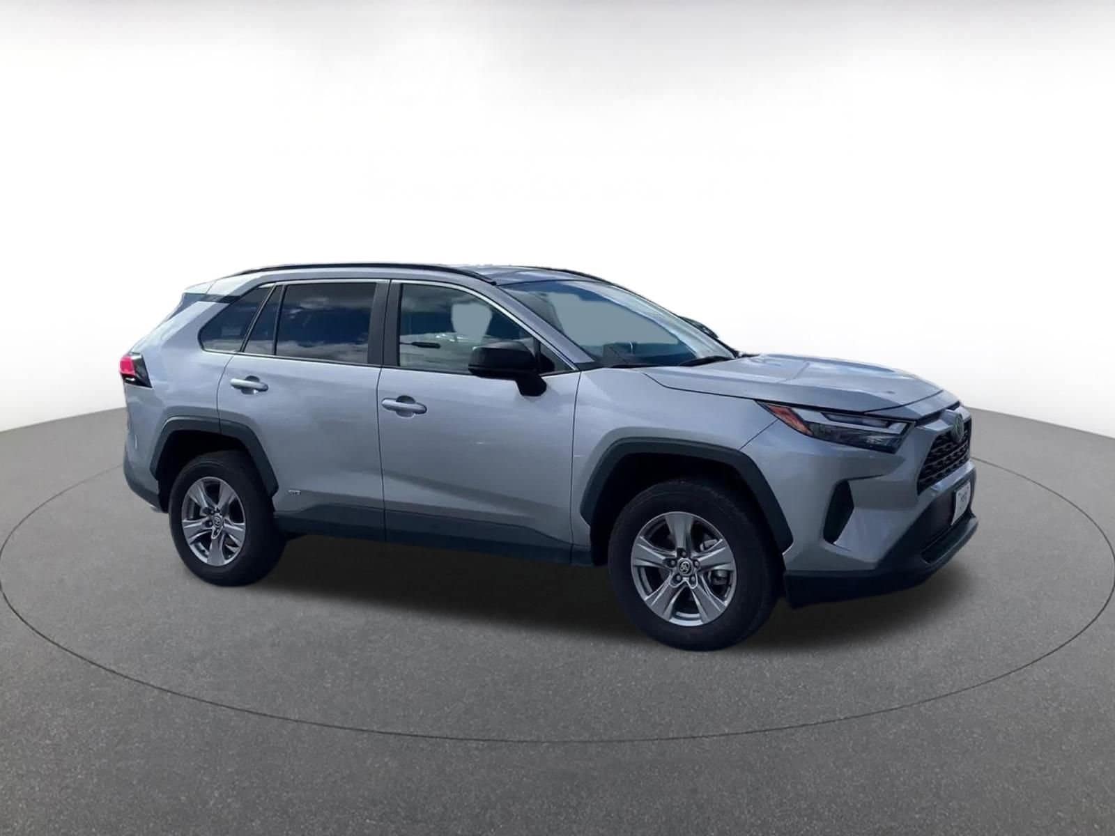 Thumbnail: 2025 Toyota RAV4 - 2