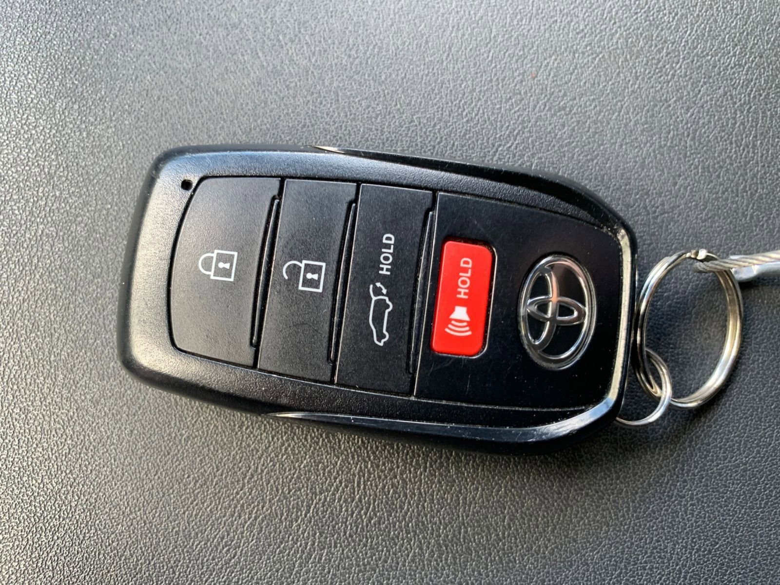 Thumbnail: 2025 Toyota Highlander - 21