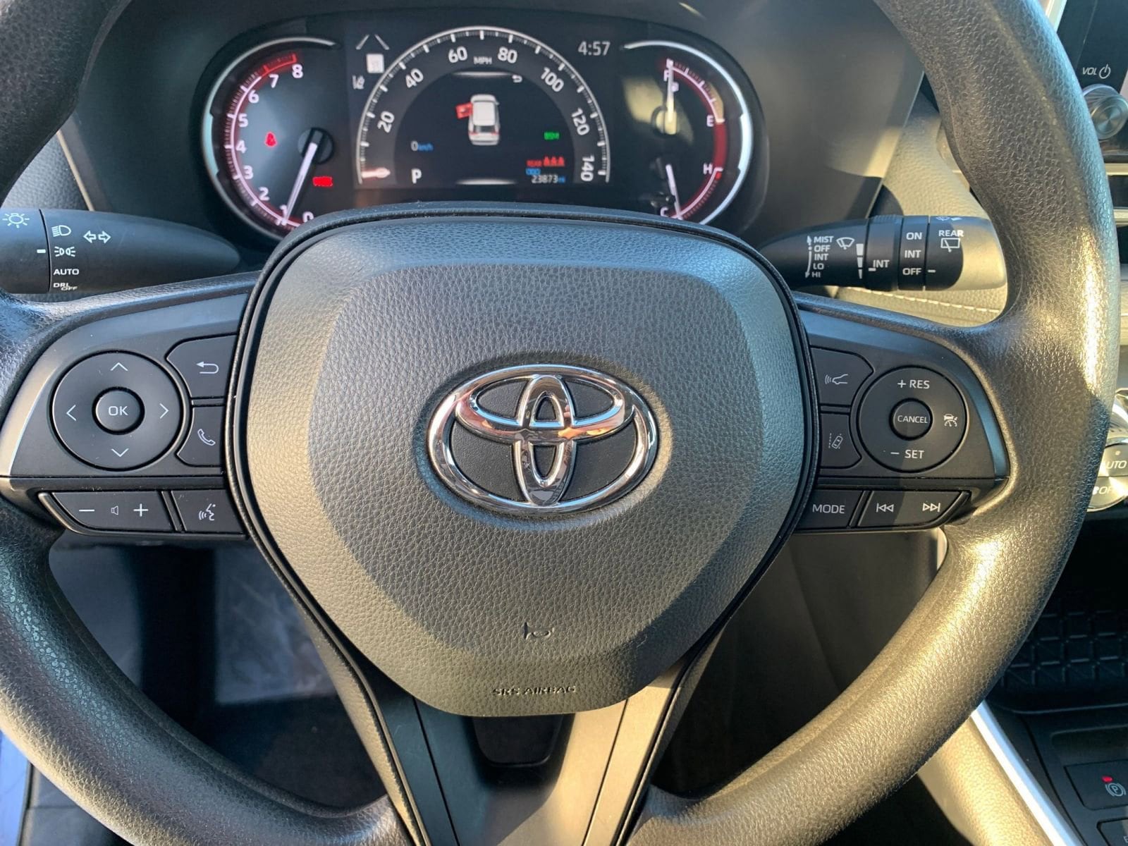 Thumbnail: 2025 Toyota RAV4 - 28