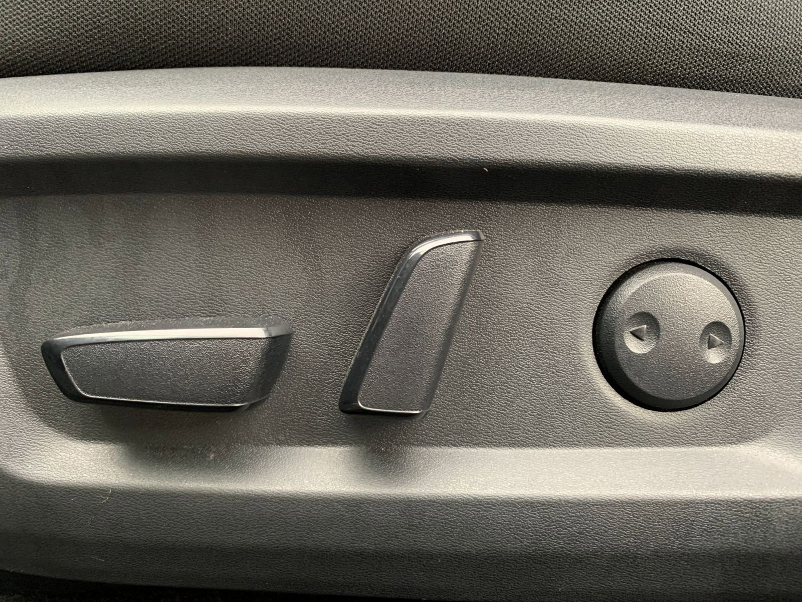 Thumbnail: 2023 Nissan Rogue - 23