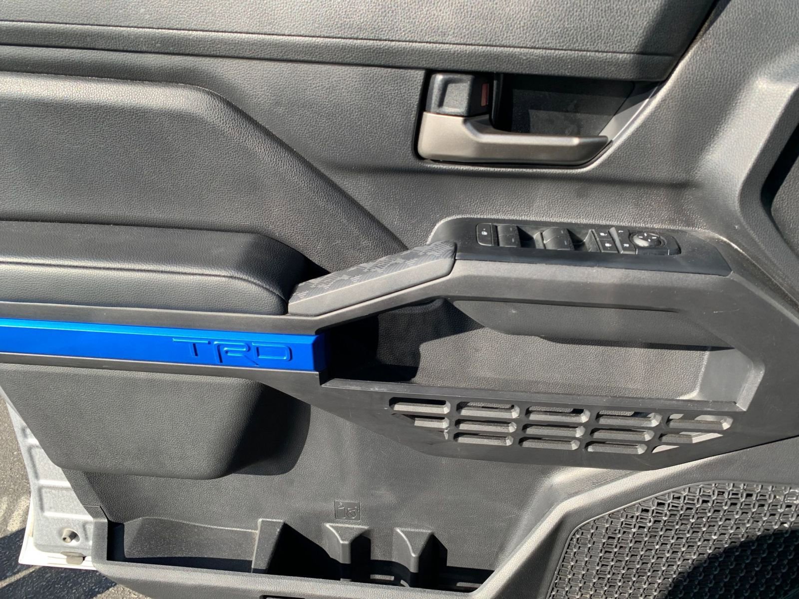 Thumbnail: 2025 Toyota Tacoma - 20